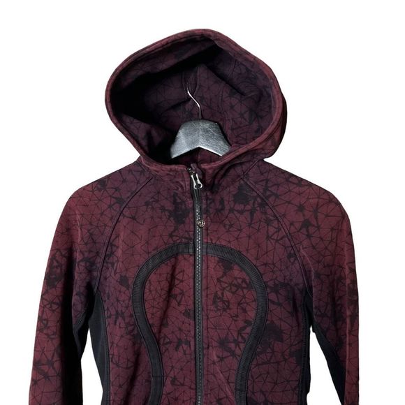 Lululemon Scuba Hoodie 6 - Picture 2 of 6